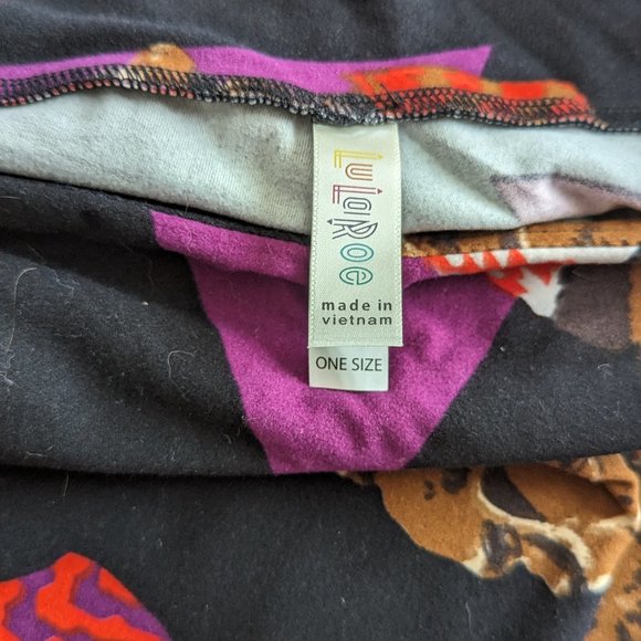 Lularoe One Size Cupcake Leggings - Picture 2 of 4